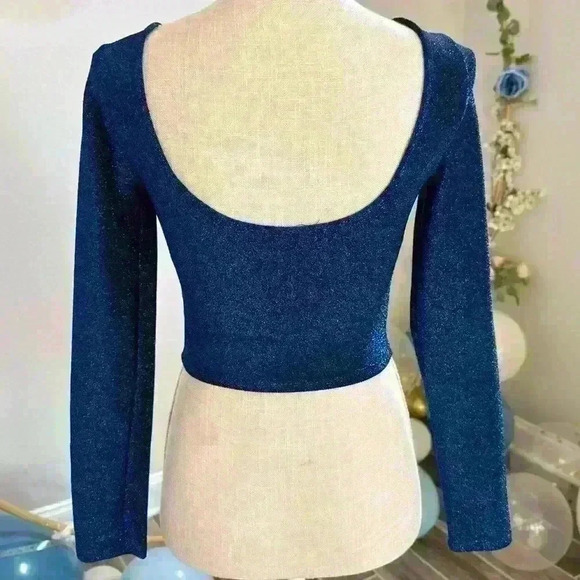 fashion nova royal blue top, size small - Picture 5 of 9